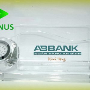 Biểu trưng pha lê 18